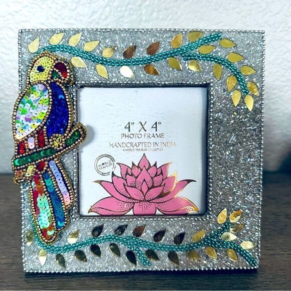 Tropical Parrot Beaded Handcrafted Embellished Picture Frame 4x4 - Picture 1 of 3